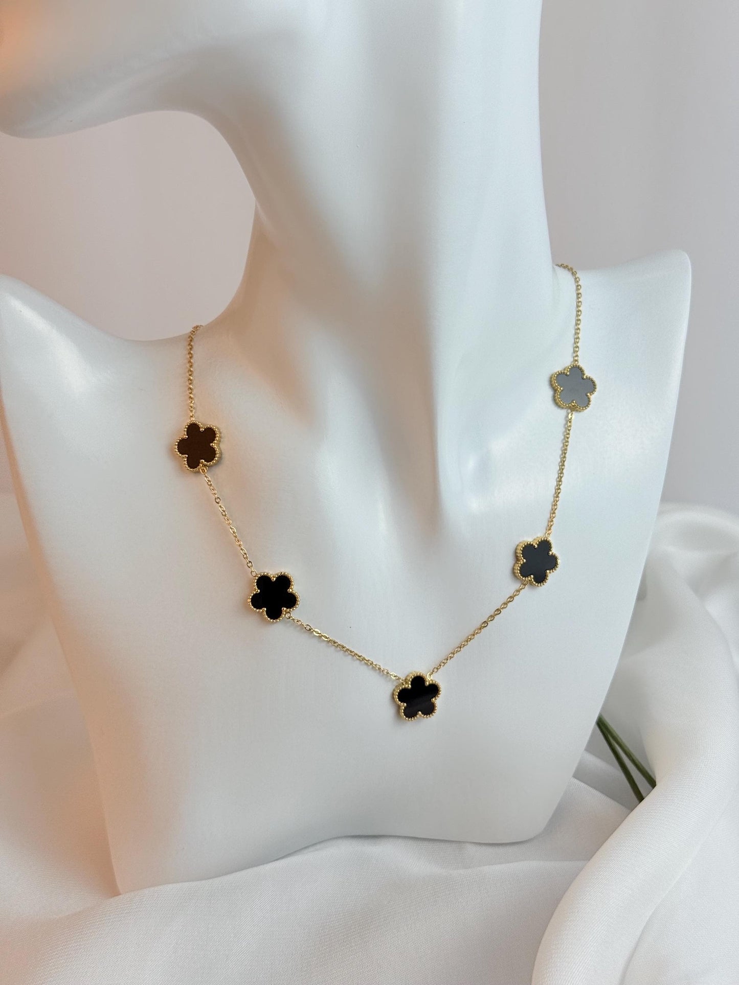 Five Leaf Clover Necklace - Lucky Necklace