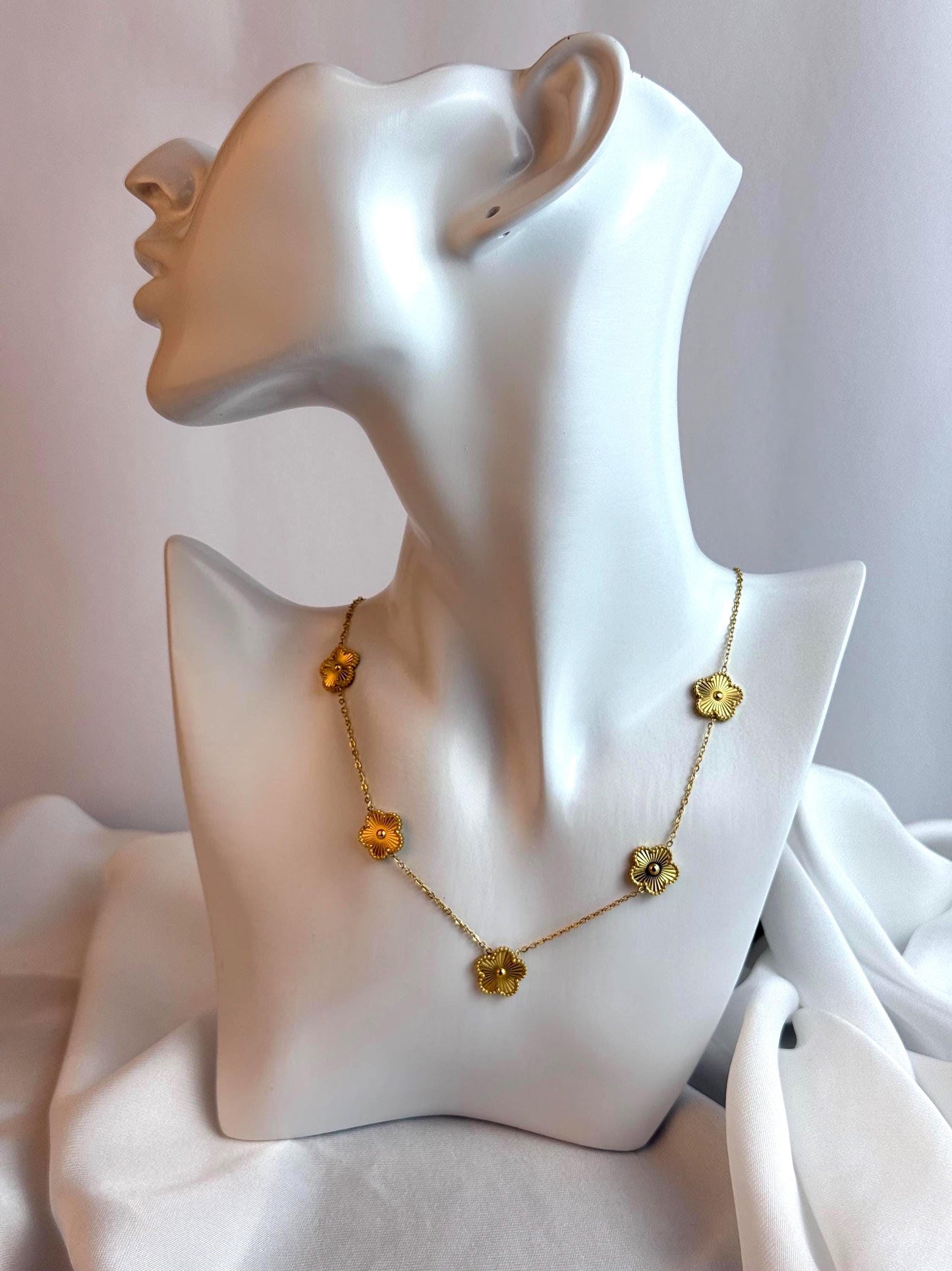 Five Leaf Clover Necklace - Lucky Necklace