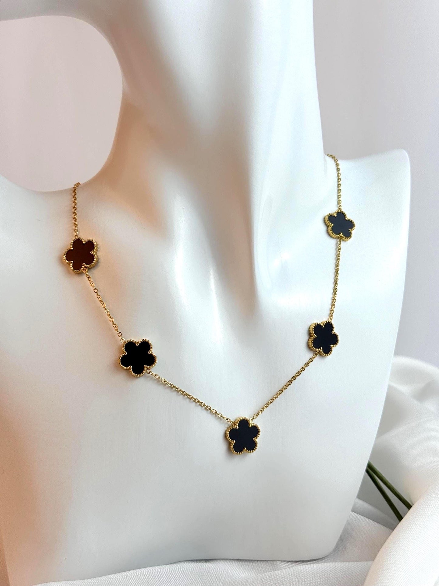 Five Leaf Clover Necklace - Lucky Necklace