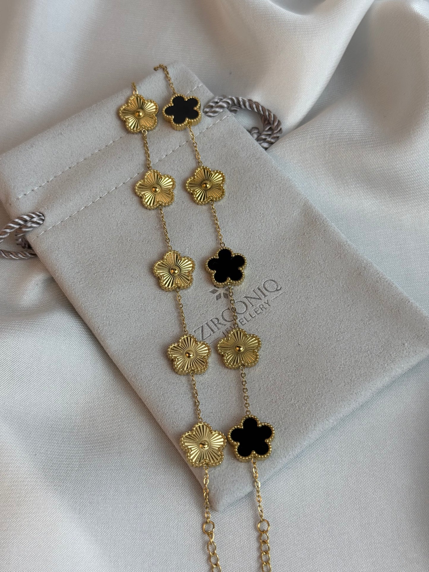 Five Leaf Clover Bracelet Gold - Lucky Bracelet