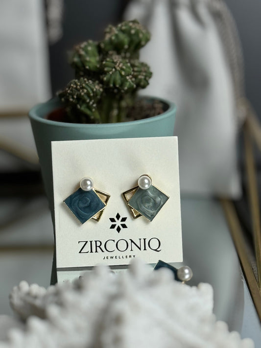 Elegant Blue Enamel Square Pearl Stud