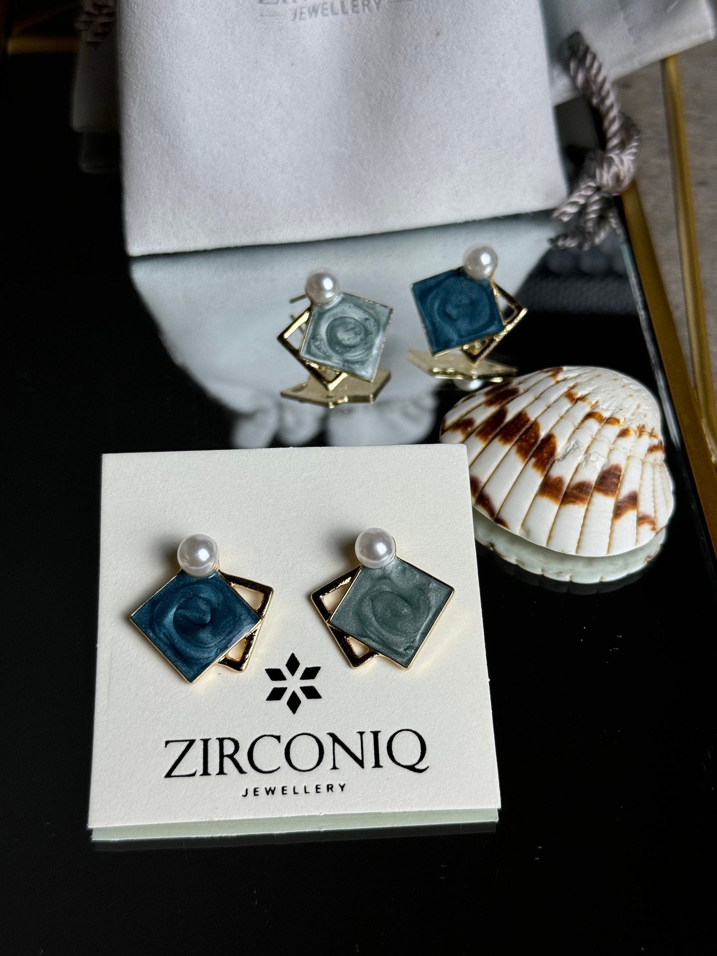 Elegant Blue Enamel Square Pearl Stud