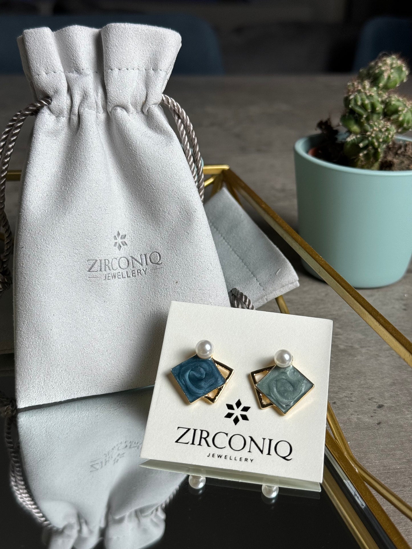 Elegant Blue Enamel Square Pearl Stud