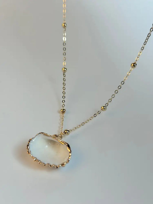 White and Gold Medium sized Natural Shell necklace